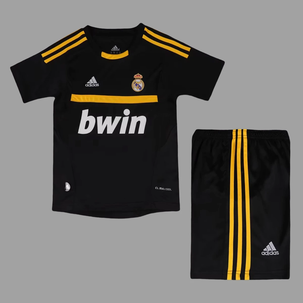 11/12 Real Madrid Goalkeeper Black Kids Retro Soccer Jersey Size 16-28