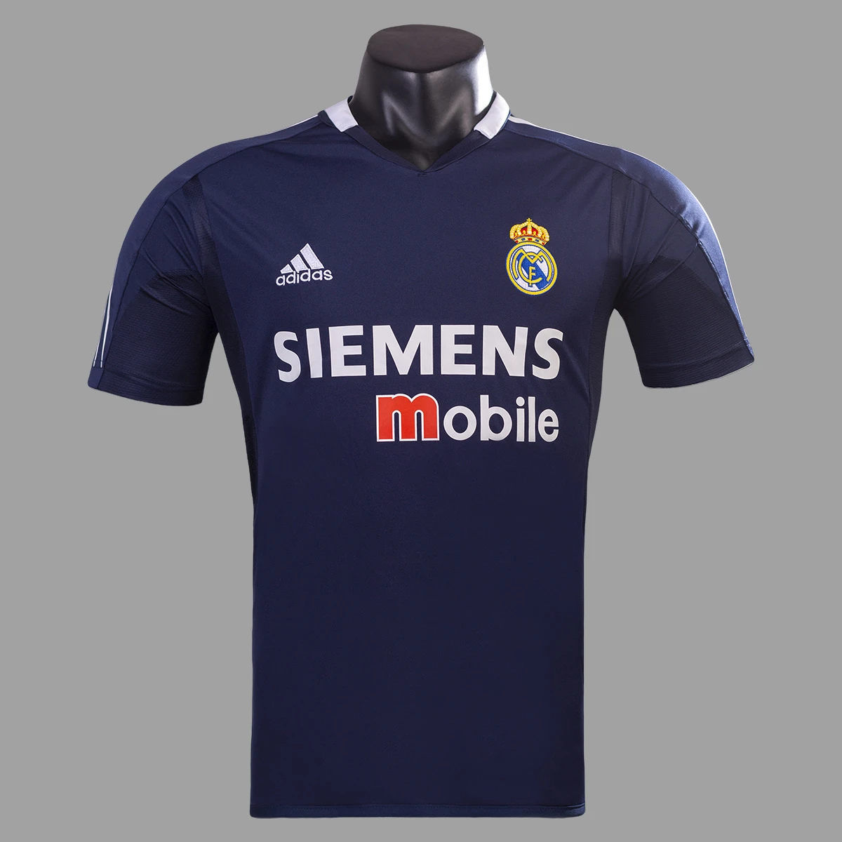 04/05 Real Madrid Away Retro Soccer Jersey