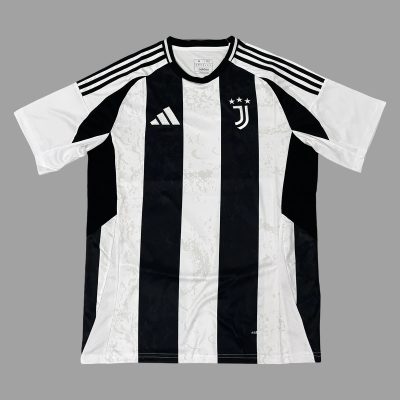 24/25 Juventus home soccer jersey