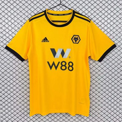 18/19 Wolverhampton Wanderers Home Retro Soccer Jersey