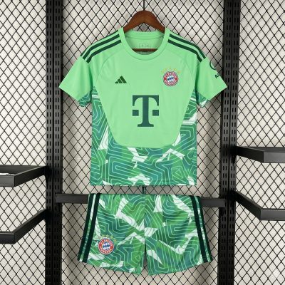 26/27 Bayern Munich Goalkeeper 1 Kids Soccer Jersey Size 16-28