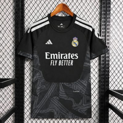 26/27 Real Madrid Goalkeeper Soccer Jersey