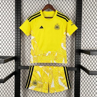 26/27 Newcastle United Goalkeeper 1 Kids Soccer Jersey