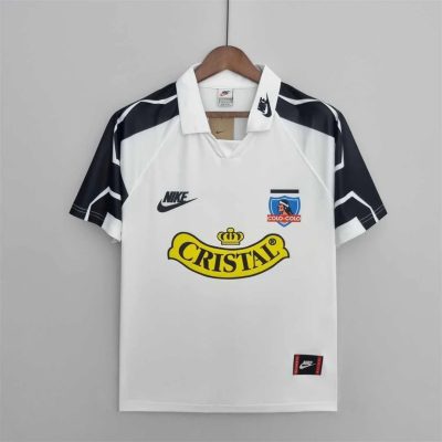 95 Colo-Colo home
