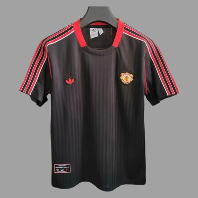 24/25 Manchester United Retro Jersey