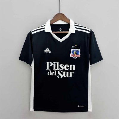22-23 Colo-Colo away