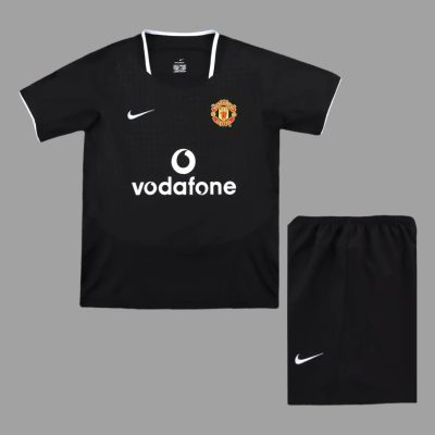 03/05 Manchester United Away Kids Retro Soccer Jersey Size 16-28