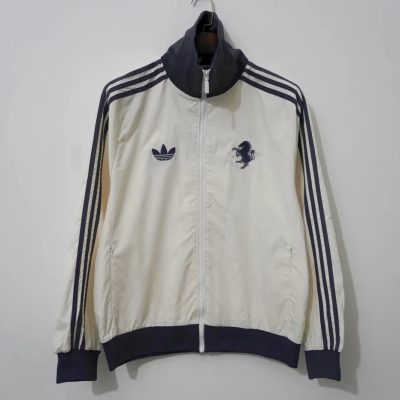 24/25 Juventus White Windbreaker